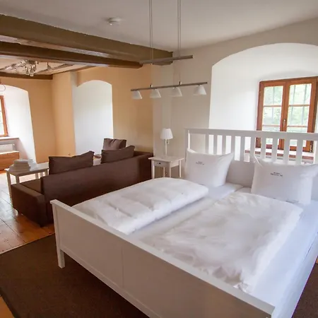Burgwohnung 2 Naehe Heidelberg - Mitten In Der Wiesloch
